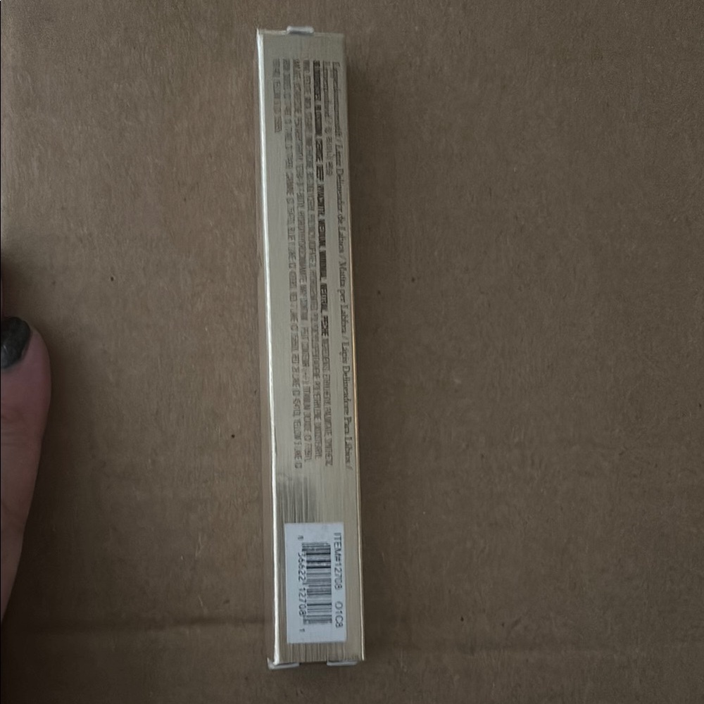 Kevyn Aucoin Flesh Tone Lip Pencil - Picture 2 of 4